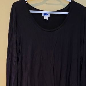 Long sleeved maternity nursing top